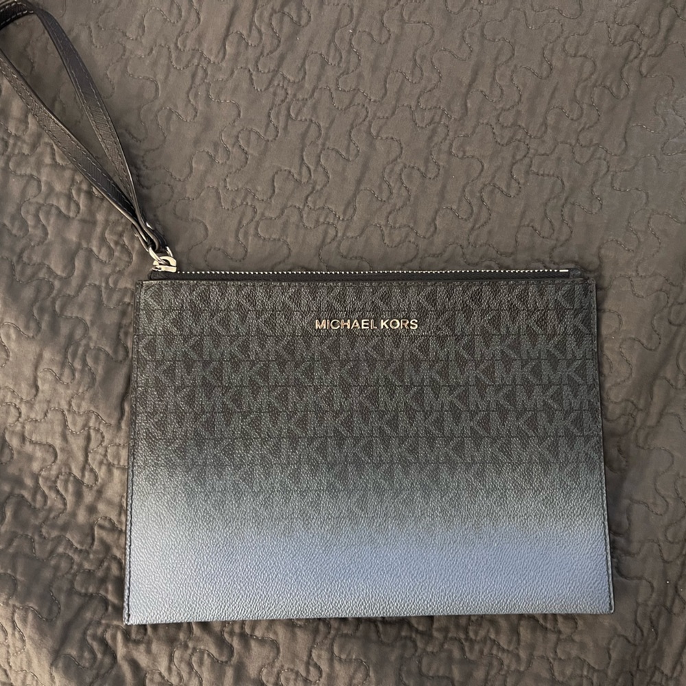 MK large wristlet